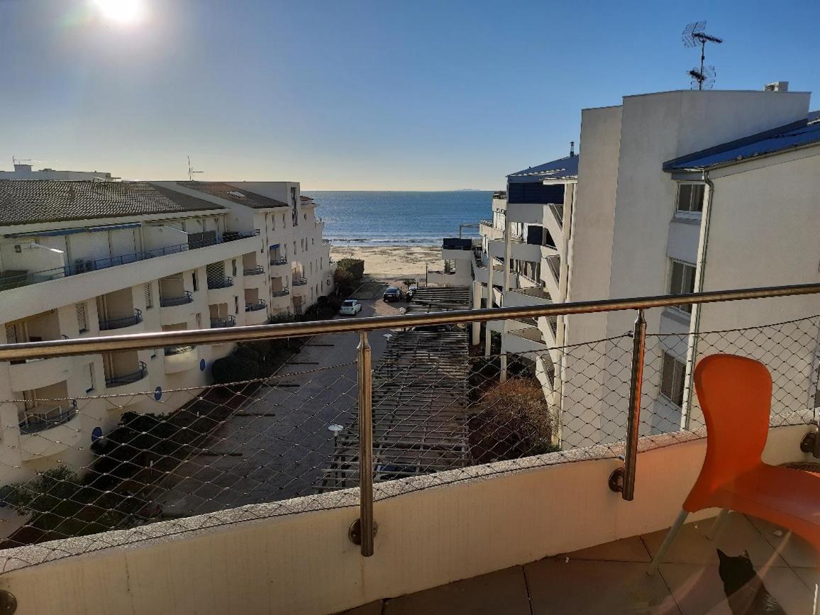 Residence Chateau Leenhardt - Appartement T2 Face A La Mer Le Grau-du-Roi Exterior photo